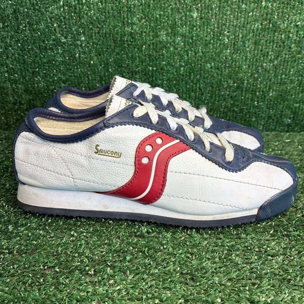 Saucony Leather Low Top Retro Vintage Running Sneakers White Navy Womens Size 8